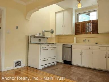 Main picture of 192 - 194 Corbett Ave