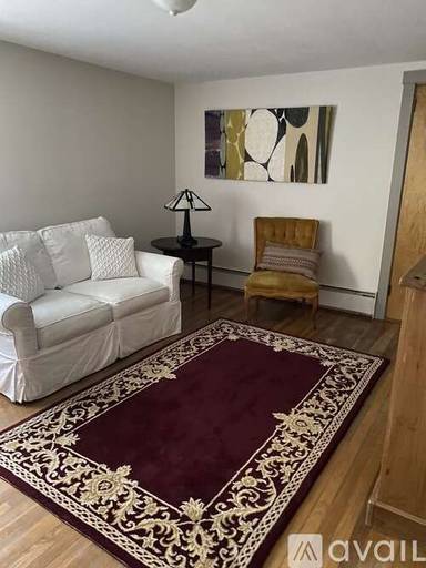 Main picture of 8 Jewett St