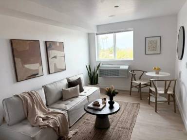 Main picture of 4973 W 21st St