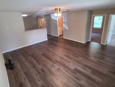 Main picture of 2101 Nadine St