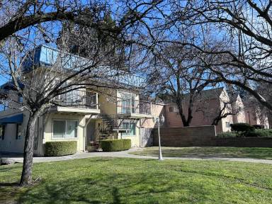 Main picture of 5229 El Camino Ave