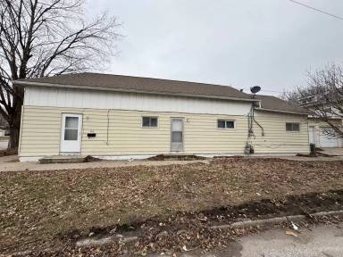 Main picture of 406 N 14th St & 1332 4th Ave N Apartments