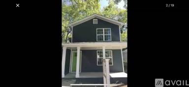 Main picture of 952 Parsons St SW