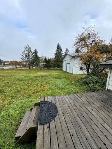Main picture of 2820 N Custer Rd