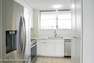 Main picture of Lakeshore Tower