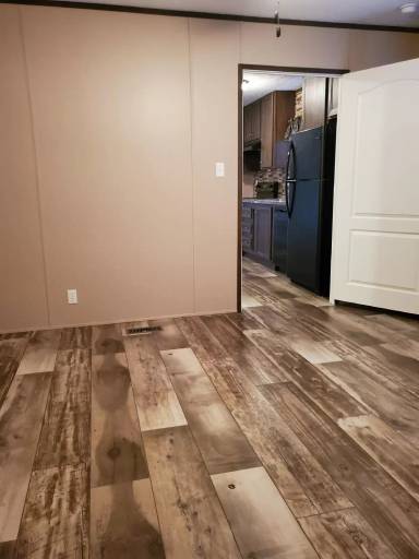 Main picture of 423 Golden Acres Dr