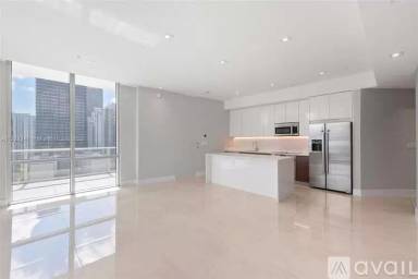Main picture of Brickell Ten