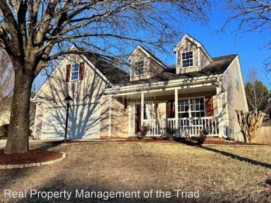 Main picture of 335 Mallard View Ln