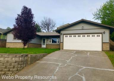 Main picture of 452 NW 22nd St