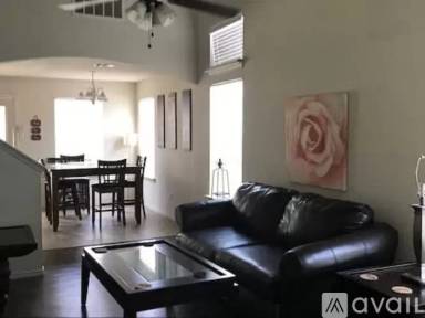 Main picture of 2204 Melissa Oaks Ln