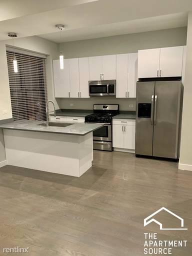 Main picture of 2151 W Division St