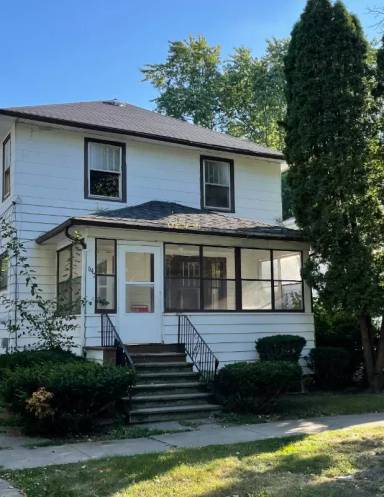 Main picture of 647 William St