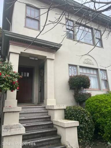 Main picture of 5428 Claremont Ave