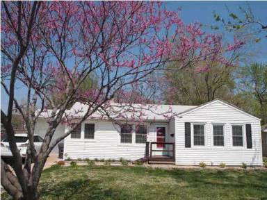 Main picture of 3902 E Morris St