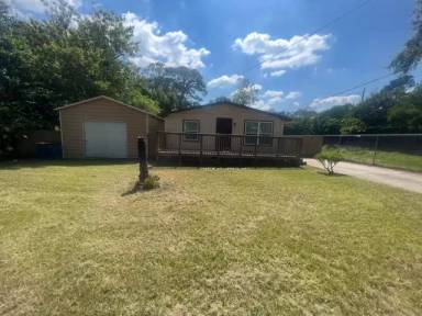 Main picture of 8416 Galveston Ave