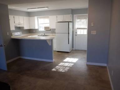 Main picture of 101 N 1850 W