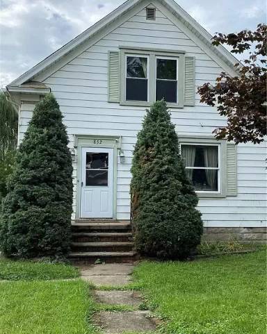 Main picture of 852 Aetna St