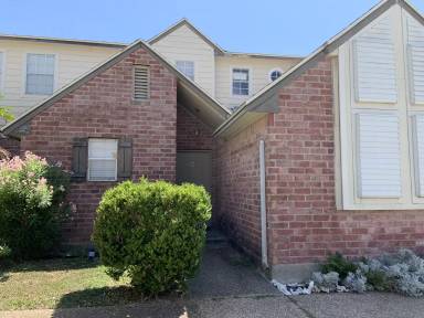 Main picture of 1001 Bayview Blvd