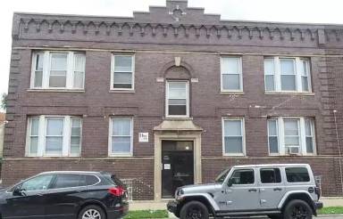 Main picture of 6853 S King Dr