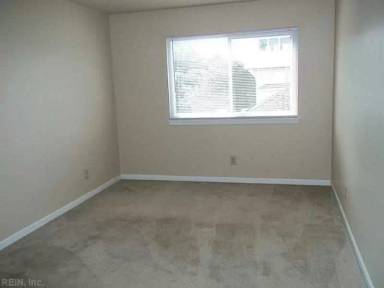 Main picture of 2308 Kleen St