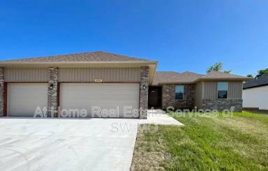 Main picture of 3862 W Linwood St