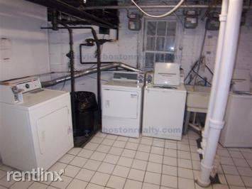 Main picture of 321 Summit Ave