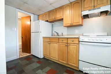 Main picture of 64 North Beacon St