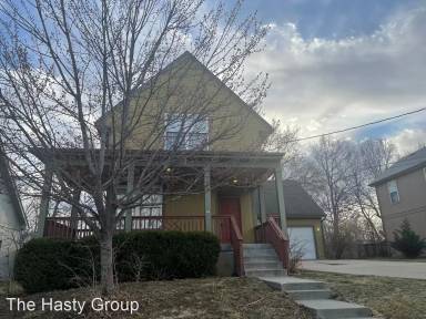 Main picture of 3909 Lloyd St