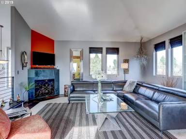 Main picture of 1130 Elm St