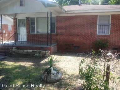 Main picture of 264 Japonica Ave