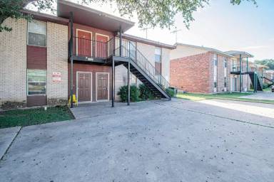Main picture of 1602 Benttree Dr