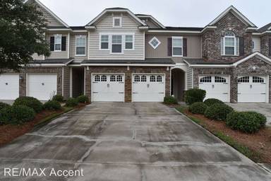 Main picture of 215 Durham Park Way