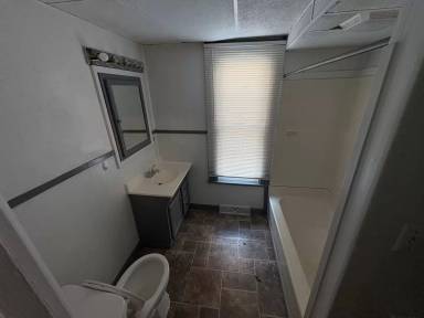 Main picture of 1105 Earl St