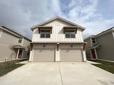 Main picture of 7610 Agave Bnd