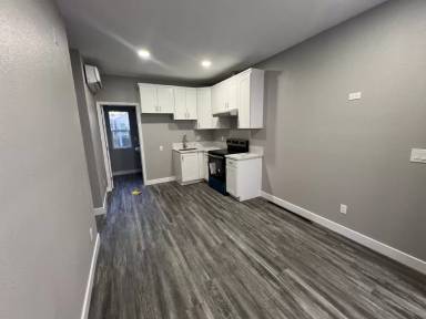 Main picture of 5224 Kalmia St