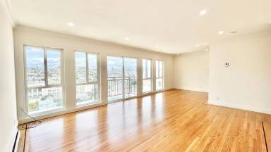 Main picture of 4130 Cesar Chavez St