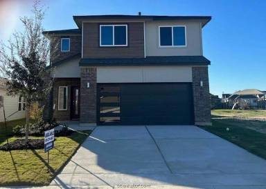 Main picture of 975 Lady Bird Ln