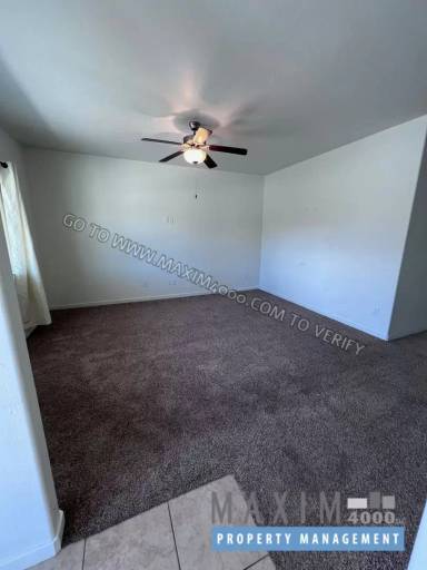 Main picture of 389 White River Dr