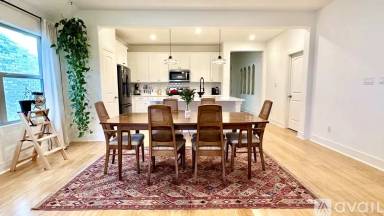Main picture of 6705 Golden Bough Ln