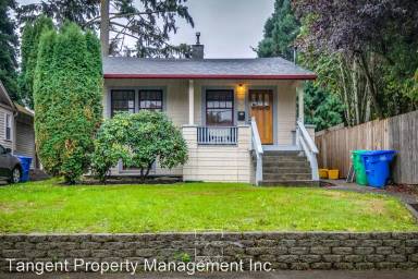 Main picture of 4312 SE Windsor Ct