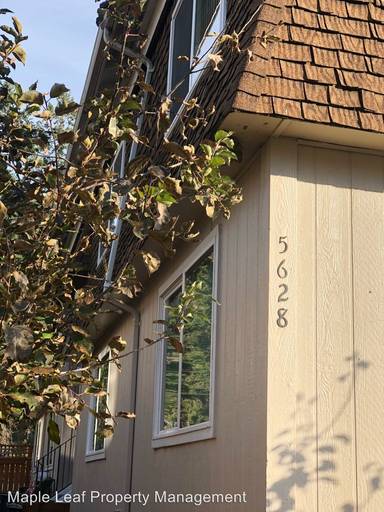 Main picture of 5628 Delridge Way SW