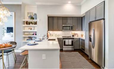 Main picture of 519 E Paces Ferry Rd NE