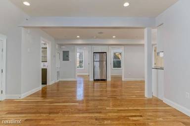 Main picture of 737 Parker St