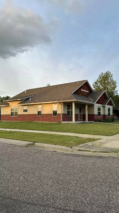 Main picture of 3895 Potosi St