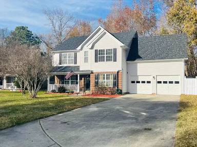 Main picture of 2405 Annie Cir