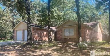 Main picture of 152 W Woodstock Circle Dr
