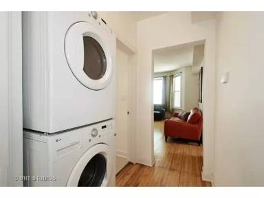 Main picture of 5039 W Eddy St