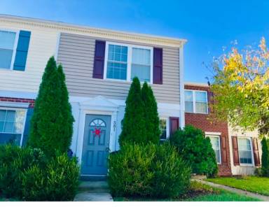 Main picture of 581 Lancaster Pl