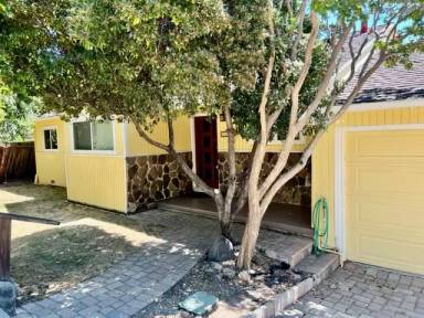 Main picture of 2310 Overlook Dr