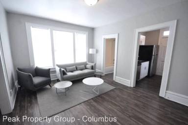 Main picture of 26 E 2nd Ave
